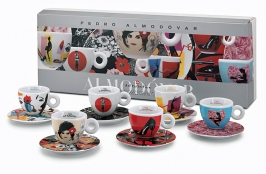 Pedro Almod�var, 6 cappuccino cups